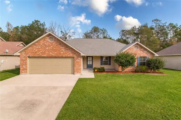 41128 Berry Ridge Drive, Ponchatoula, LA 70454