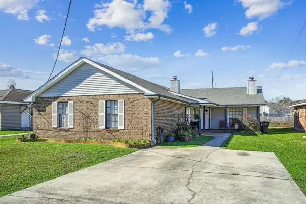 111 Omega Street, Belle Chasse, LA 70037