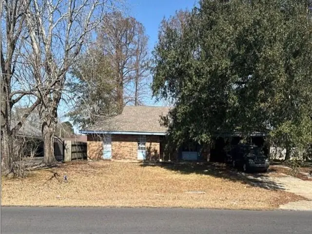 307 E Butcher Switch Road, Lafayette, LA 70507 - #1