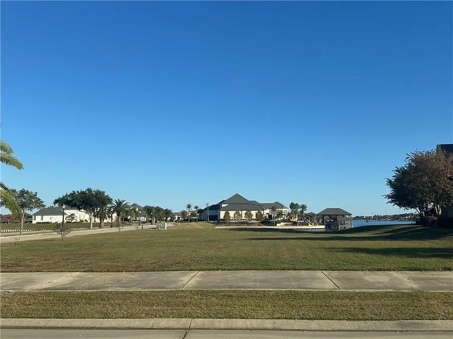 2024 Lakeshore Boulevard, Slidell, LA 70461 - #2