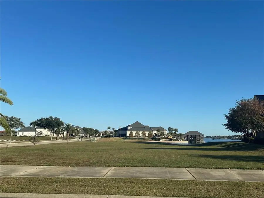 2024 Lakeshore Boulevard, Slidell, LA 70461 - #3