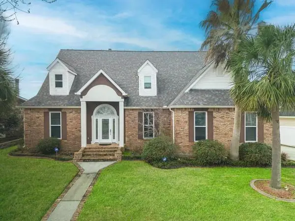 302 Charles Court, Slidell, LA 70458
