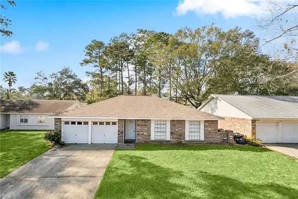 415 Ridgewood Drive, Mandeville, LA 70471