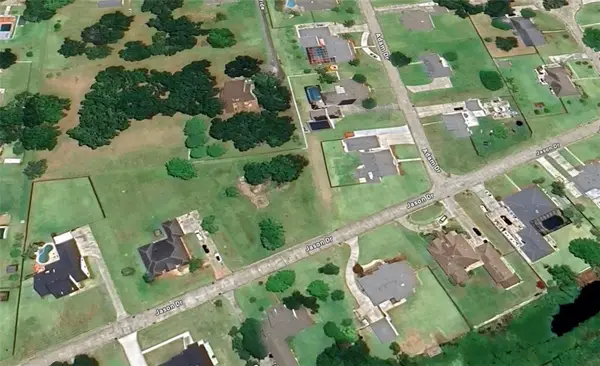 875 Jason Drive, Belle Chasse, LA 70037