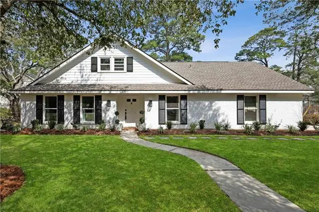 1012 W 11th Avenue, Covington, LA 70433 - #2