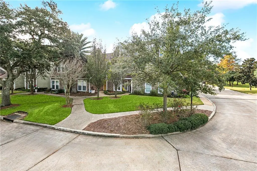 22 N Mariners Cove, New Orleans, LA 70124 - #1