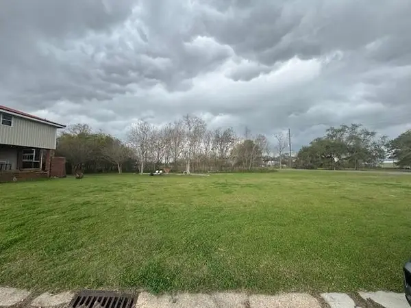114 W Shackelford Drive, Buras, LA 70041