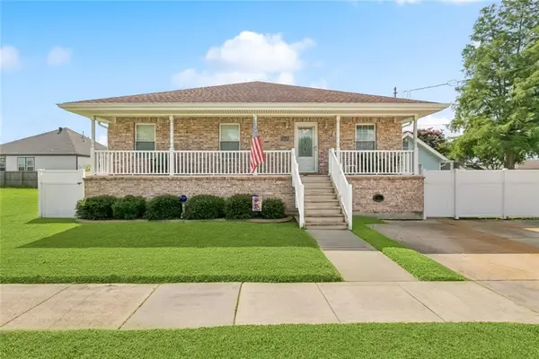 3409 Volpe Drive, Chalmette, LA 70043