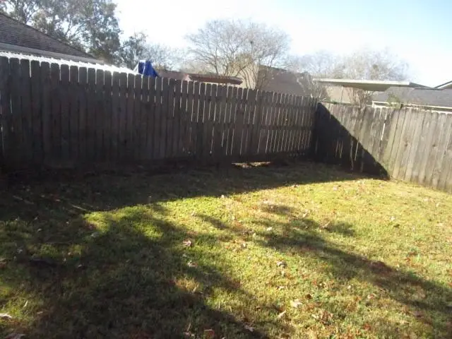 15155 Woodlore Drive, Baton Rouge, LA 70816 - #2