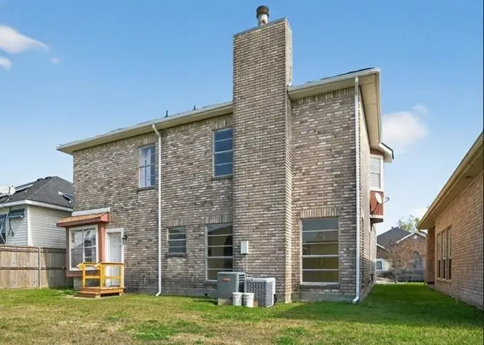 5680 New England, New Orleans, LA 70129 - #3