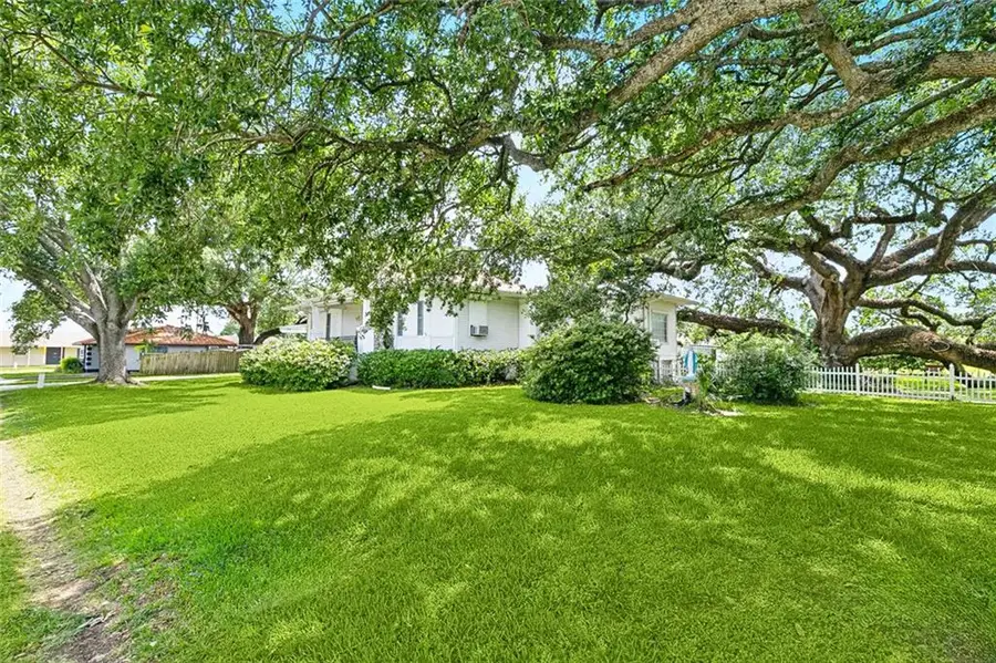 1308 Barataria Boulevard, Marrero, LA 70072 - #3