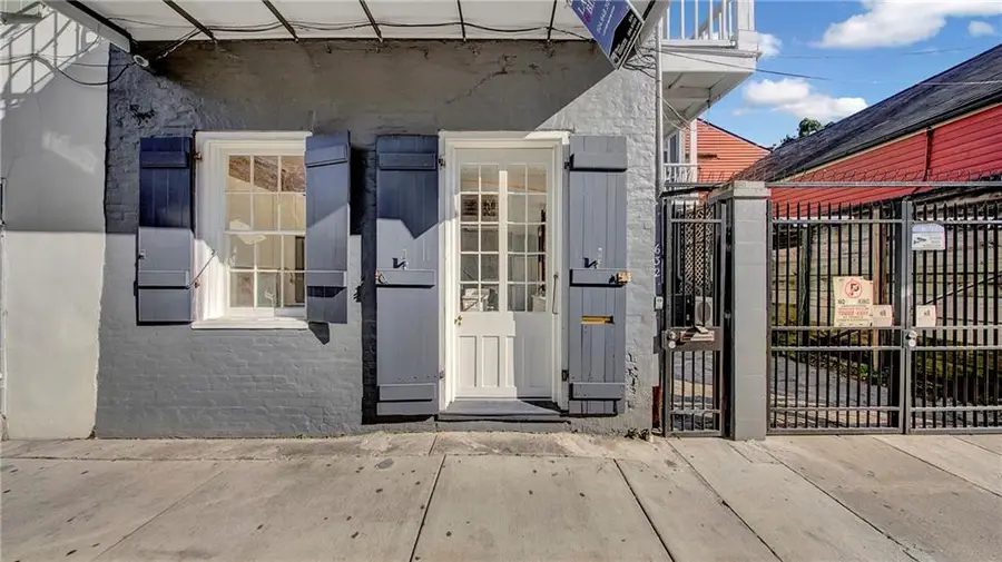 632 Burgundy Street, New Orleans, LA 70112 - #2