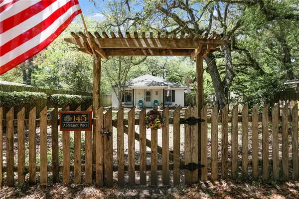 145 Beauregard Street, Ponchatoula, LA 70454