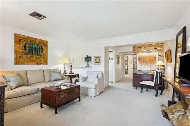 3201 St Charles Avenue #229, New Orleans, LA 70115 - #2