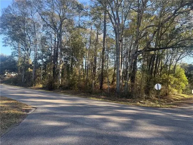 350-70 N Magnolia Street, Slidell, LA 70460 - #3