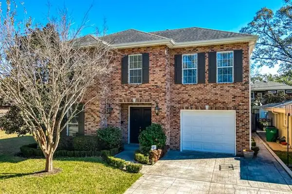 549 Brockenbraugh Court, Metairie, LA 70005