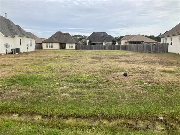 575 Night Heron Lane, Madisonville, LA 70447