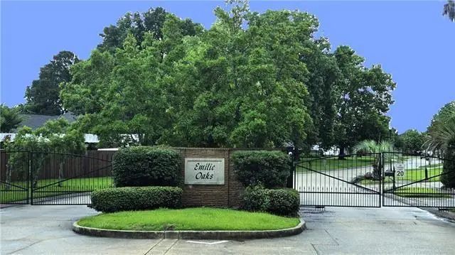 2005 Emilie Oaks Drive, Meraux, LA 70075 - #1