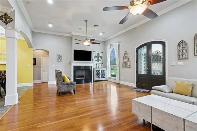 142 Chapel Hill Drive, Belle Chasse, LA 70037 - #3