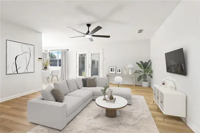 396 Fairway Drive, Laplace, LA 70068 - #2