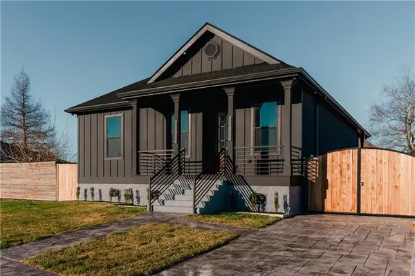 8429 Benjamin Street, Chalmette, LA 70043