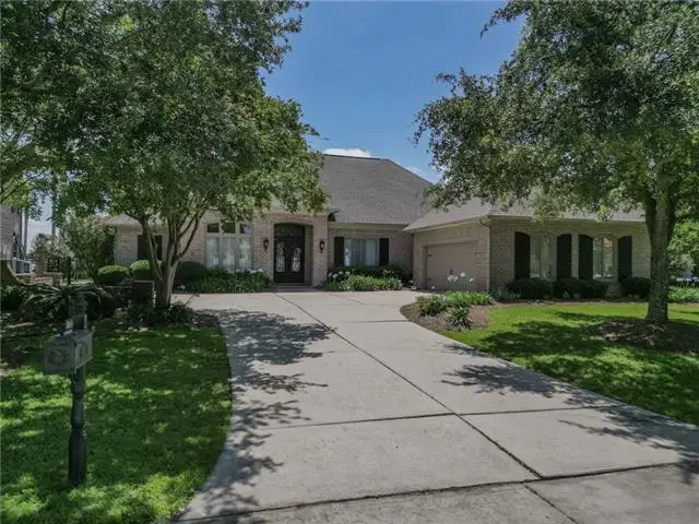 2044 S Lakeshore Boulevard, Slidell, LA 70461 - #1