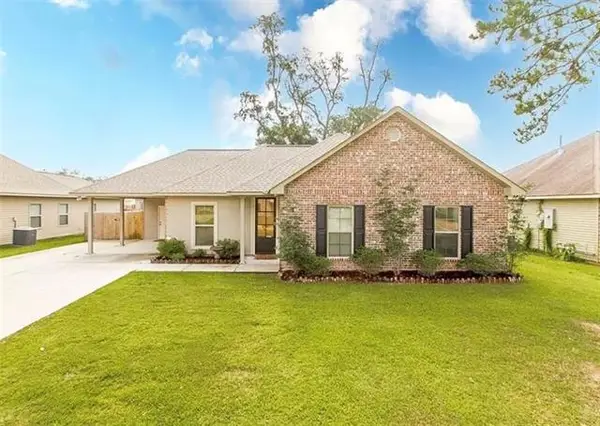 18162 Fox Hollow Loop, Hammond, LA 70401