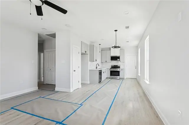 3521-23 Kings Drive, Chalmette, LA 70043 - #2