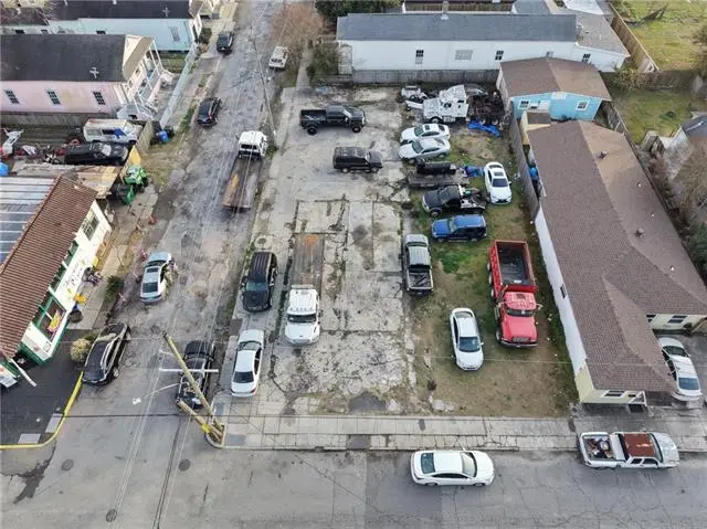 5138 Burgundy Street, New Orleans, LA 70117 - #2