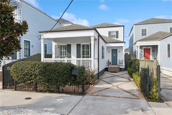 3711 Annunciation Street, New Orleans, LA 70115