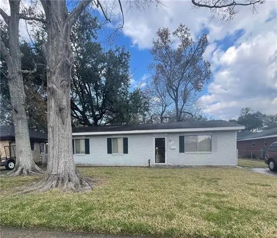 8815 Darby Lane, River Ridge, LA 70123