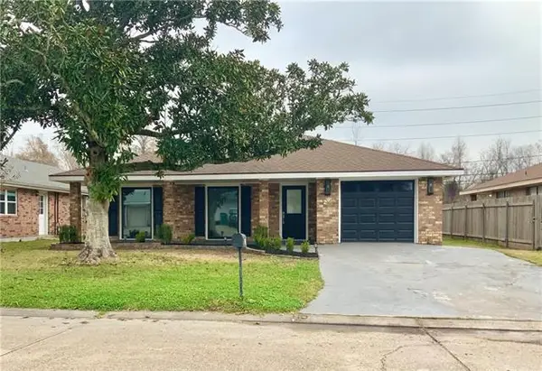 24 Dunleith Drive, Destrehan, LA 70047