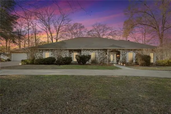 321 Lake David Drive, Picayune, MS 39466