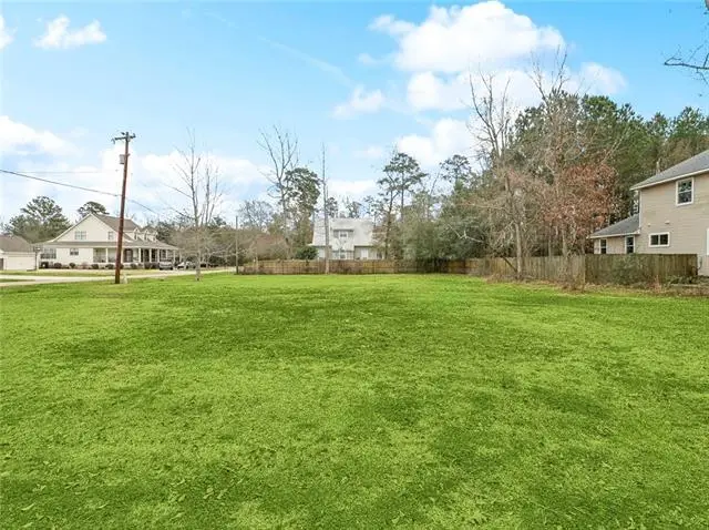 637 Ramon Street, Mandeville, LA 70448 - #3