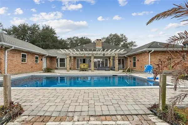 110 Noble Drive, Belle Chasse, LA 70037