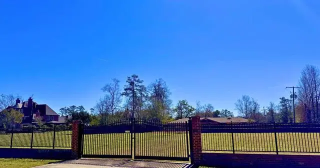 911 Greenlawn Drive, Hammond, LA 70401 - #2