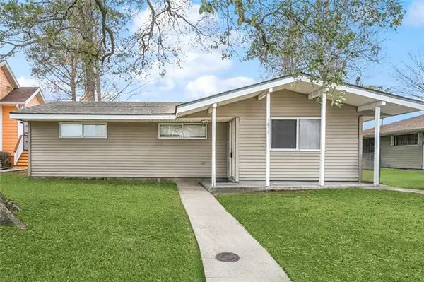 4818 Lancelot Drive, New Orleans, LA 70127