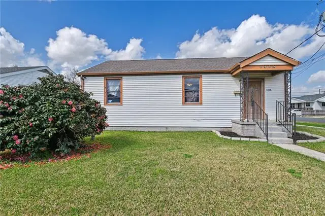 2420 Fenelon Street, Chalmette, LA 70043 - #2