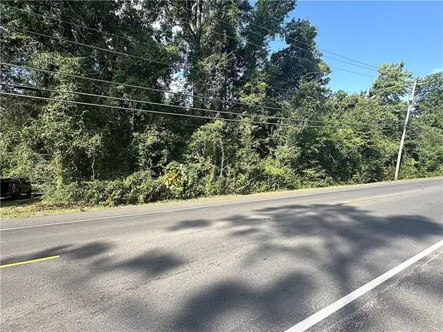 W 21st Avenue, Covington, LA 70433 - #3