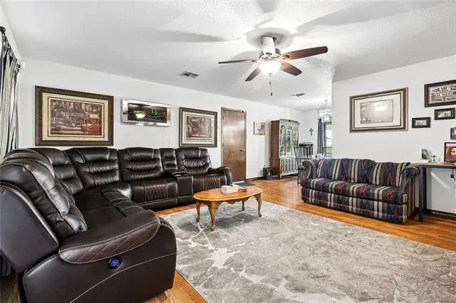 504 Oak Allee Drive, Laplace, LA 70068 - #3