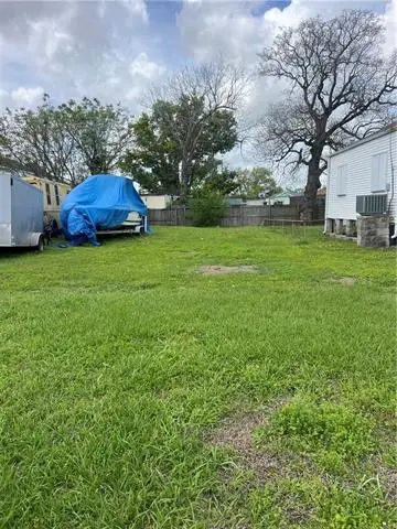 2226 Mazant Street, New Orleans, LA 70117