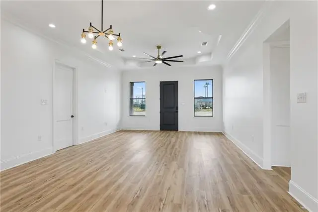 3913 Volpe Drive, Chalmette, LA 70043 - #2