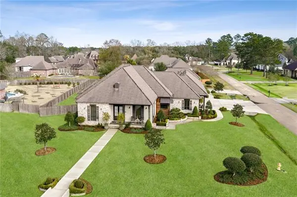 500 Tallow Tree Drive, Madisonville, LA 70447