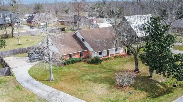 120 Oakland Court, Garyville, LA 70051