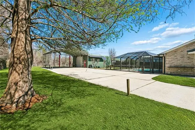 516 1/2 Oak Road, Belle Chasse, LA 70037 - #3