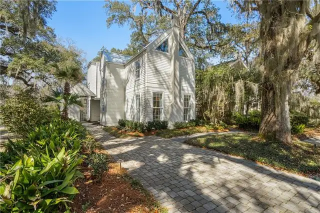 309 S Jahncke Avenue, Covington, LA 70433 - #1