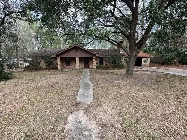 26017 E Birch Street, Lacombe, LA 70445