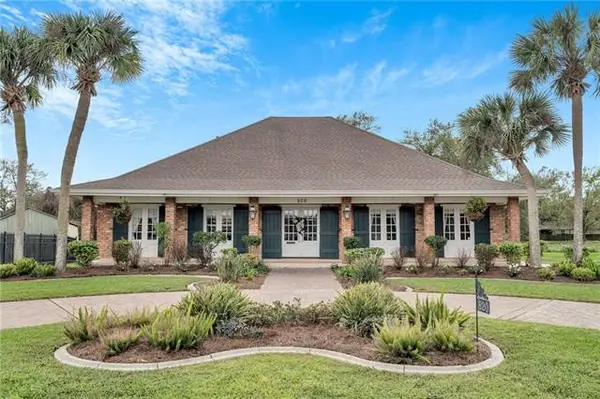 820 Fairfield Avenue, Gretna, LA 70056