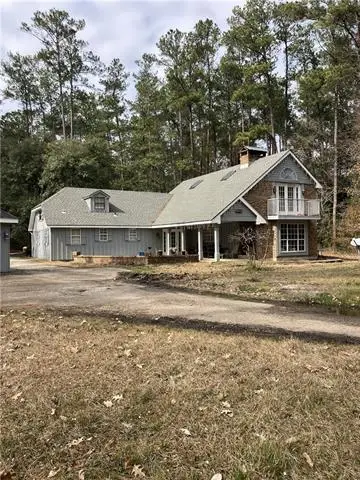 139 Reiher Road, Mandeville, LA 70471