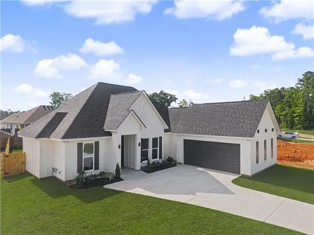 1073 Abita River Drive, Covington, LA 70433 - #1